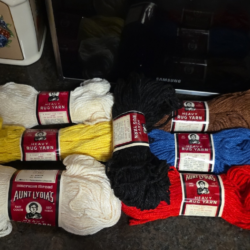 Aunt Lydia's Heavy Rug Yarn - Multi Color Skeins